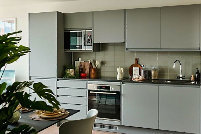 Apartment To Rent In Uncle Leeds, Whitehall, Leeds, LS1