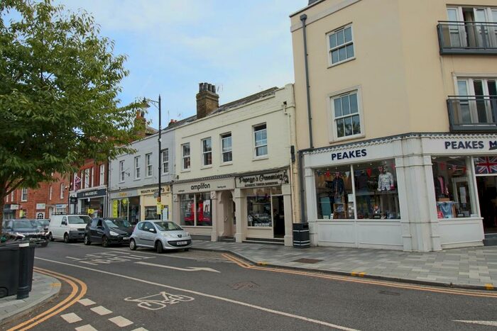 2 Bedroom Flat To Rent In St Ives Road Maidenhead Berkshire, SL6