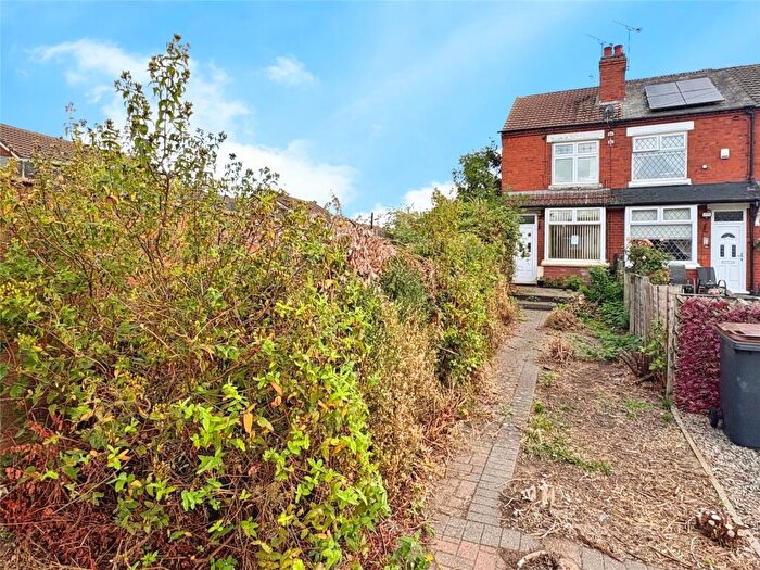 2 Bedroom End Of Terrace House For Sale In Railway Terrace, Bulkington Road, Bedworth, Warwickshire, CV12