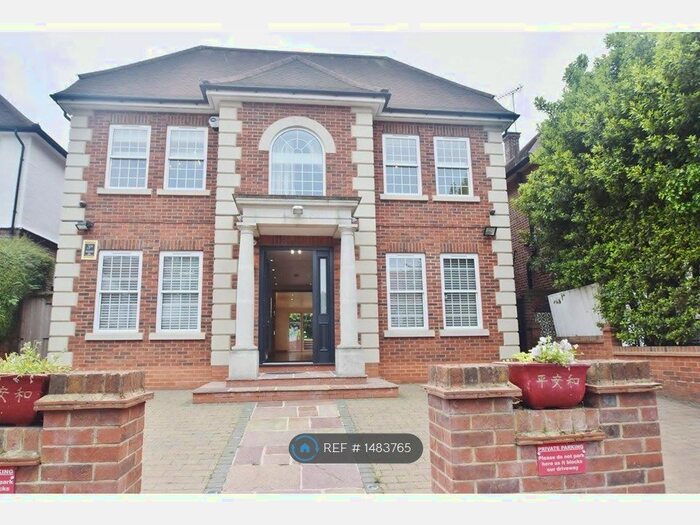 6 Bedroom Detached House To Rent In Courtleigh Gardens, London, NW11