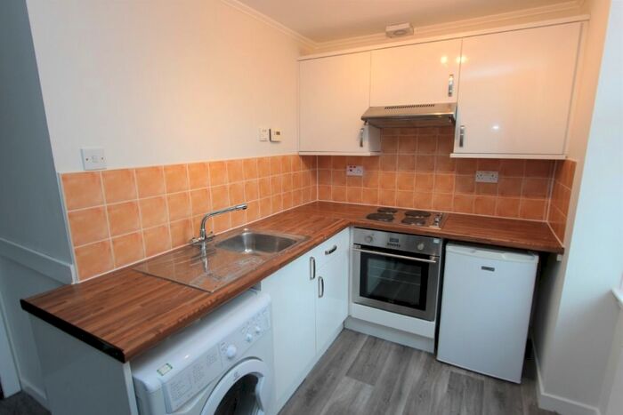 1 Bedroom Flat To Rent In Murieston Road (Linton Court), Dalry, Edinburgh, EH11