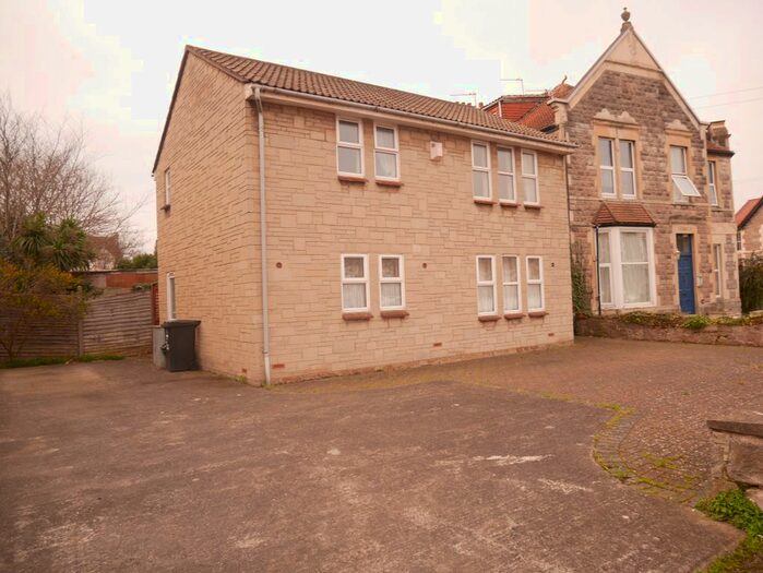 2 Bedroom Flat To Rent In Gordon Road, Weston-Super-Mare, North Somerset BS23