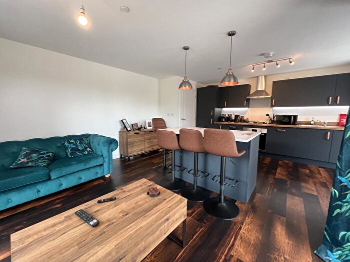 2 Bedroom Apartment To Rent In Granite Rise, Exeter, EX4