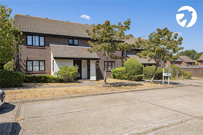 Studio For Sale In The Oaks, Swanley, Kent, BR8