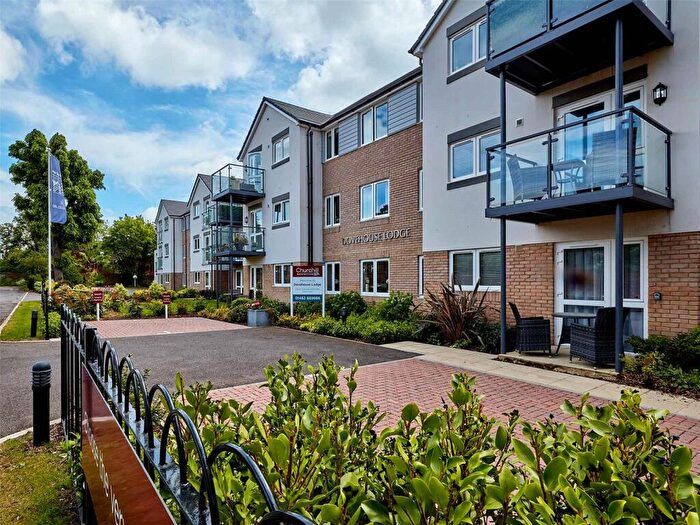 2 Bedroom Retirement Property For Sale In Wratten Road West, Hitchin, Hertfordshire, SG5