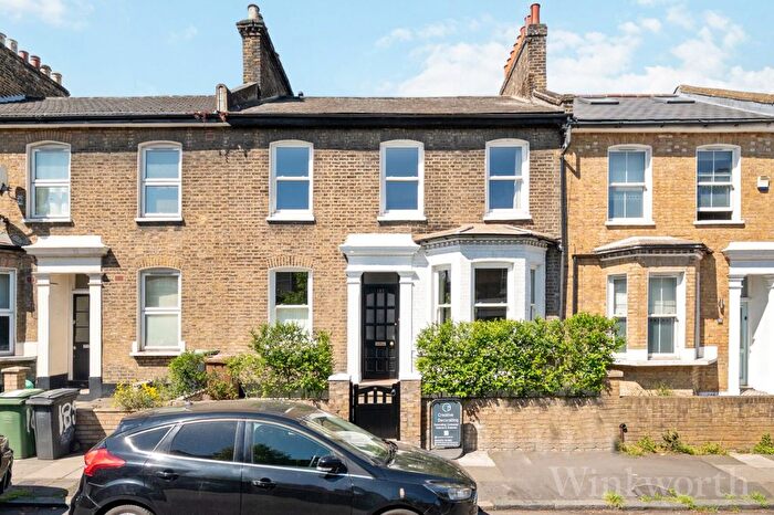4 Bedroom Terraced House For Sale In Malpas Road, London, SE4