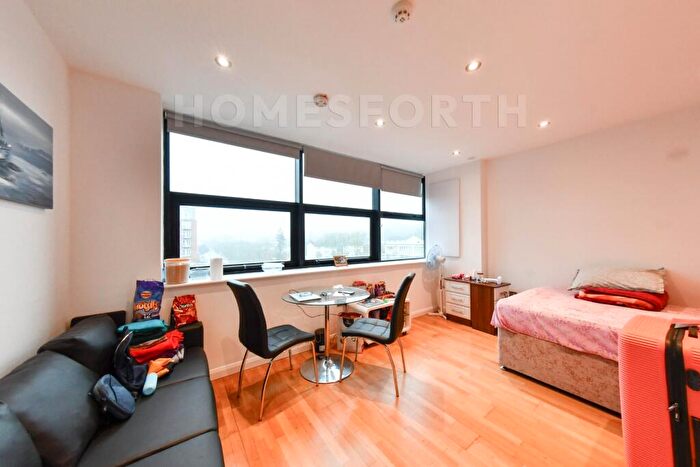 Studio To Rent In Bovis House, Northolt Road, Harrow, HA2