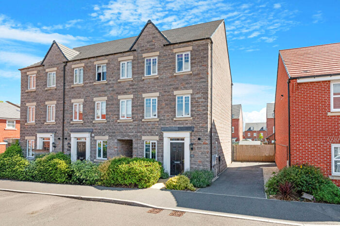 3 Bedroom Town House For Sale In Kirby Street, Barton Seagrave, NN15