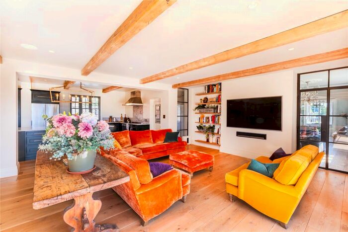 5 Bedroom Detached House To Rent In Swyncombe, Henley-On-Thames, Oxfordshire, RG9