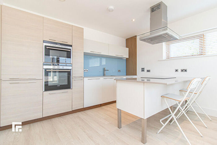 2 Bedroom Apartment To Rent In Empire Way, Cardiff Bay, CF11