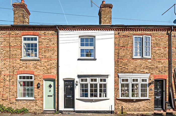 2 Bedroom Terraced House For Sale In Rays Avenue, Windsor, Berkshire, SL4