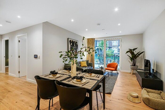 1 Bedroom Apartment To Rent In Uncle Deptford, Deptford, SE8