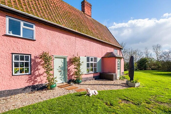 4 Bedroom Detached House For Sale In Mickfield, Stowmarket, IP14