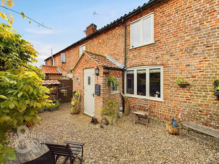 2 Bedroom Terraced House For Sale In Church Road, Felmingham, NR28