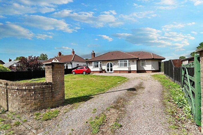 4 Bedroom Bungalow For Sale In Manchester Road, Woolston, WA1
