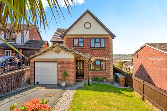 4 Bedroom Detached House For Sale In Waldon Close, Plymouth, PL7
