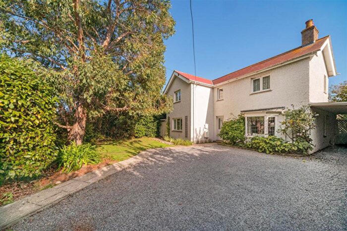 4 Bedroom Detached House For Sale In Bembridge Village, PO35