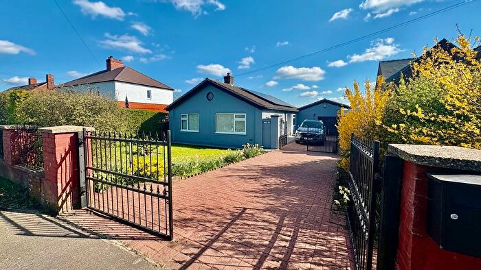 2 Bedroom Detached Bungalow For Sale In Snelland Road, Wickenby, LN3