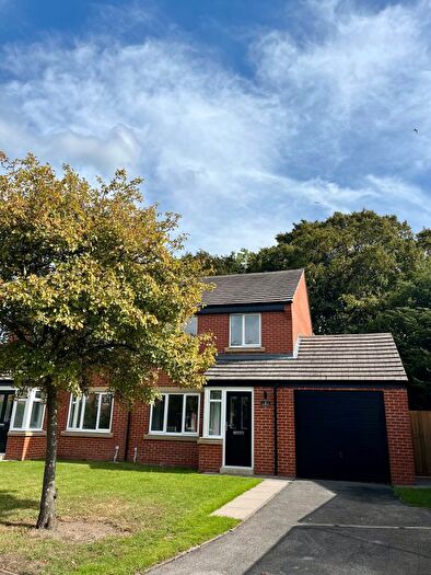 3 Bedroom Detached House To Rent In White Rose Close, Linton On Ouse, York, YO30