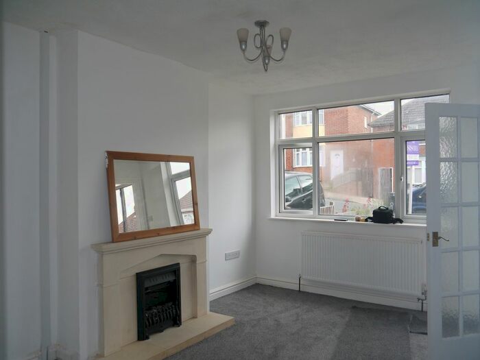 1 Bedroom Town House To Rent In Jean Drive, Leicester, LE4