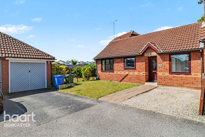 2 Bedroom Semi-Detached Bungalow For Sale In Wicket Way, Edlington, Doncaster, DN12