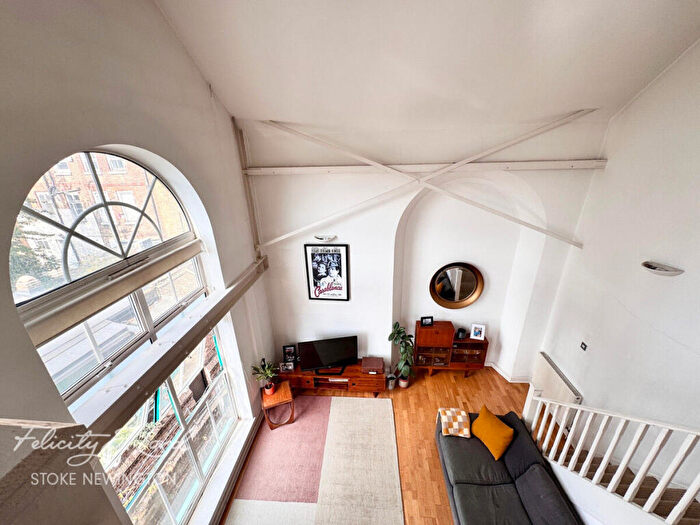 1 Bedroom Flat To Rent In Defoe Road, London, N16