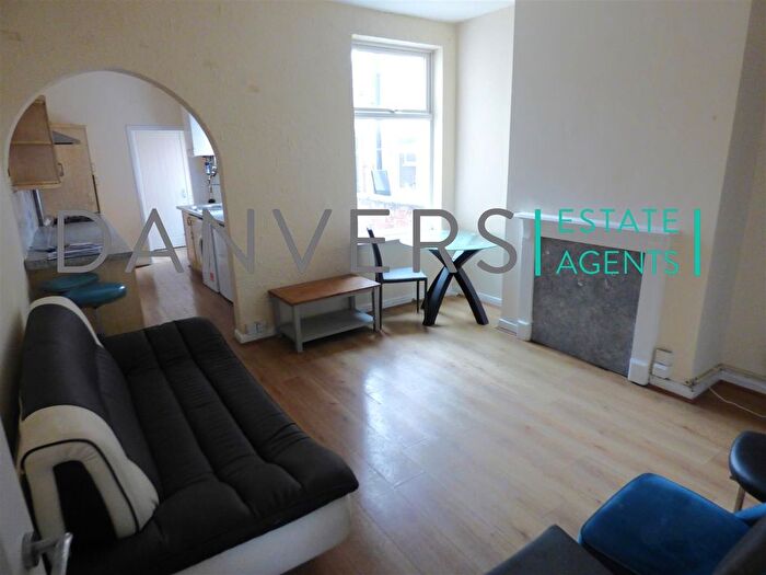 4 Bedroom Terraced House To Rent In Tewkesbury Street, Leicester, LE3