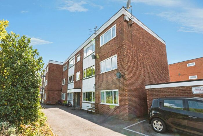 2 Bedroom Flat For Sale In Heyhouses Lane, Lytham St. Annes, Lancashire, FY8