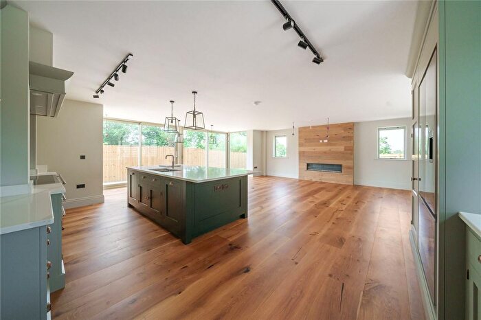4 Bedroom Detached House For Sale In Noverton Lane, Prestbury, Cheltenham, GL52