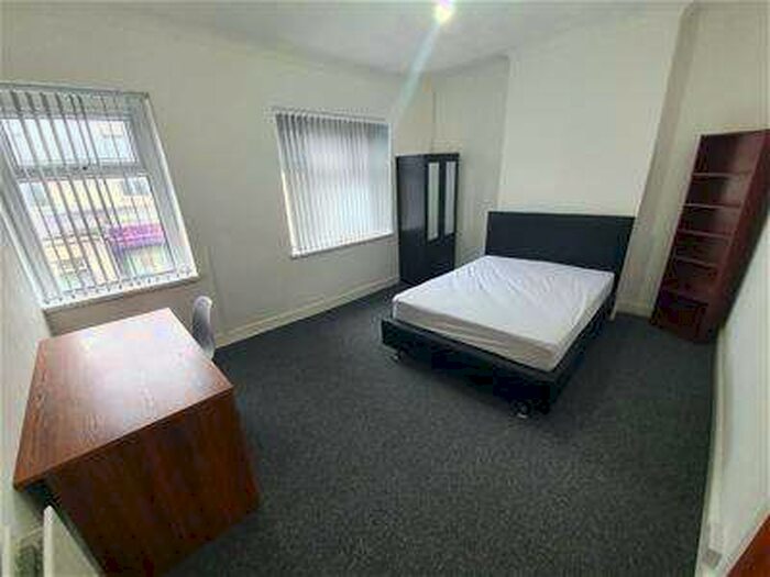 5 Bedroom Terraced House To Rent In Mundy Place, Cathays, Cardiff, CF24