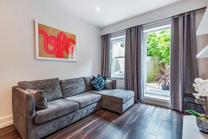 1 Bedroom Property To Rent In Roehampton High Street, Putney, London, SW15