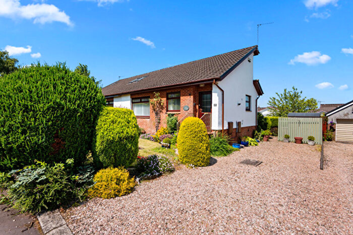 2 Bedroom Semi-Detached House For Sale In Laigh Road, Newton Mearns, G77
