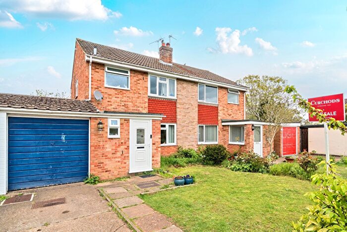 3 Bedroom Semi-Detached House For Sale In Avon Close, Addlestone, KT15