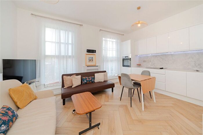 4 Bedroom Maisonette To Rent In Harewood Avenue, London, NW1