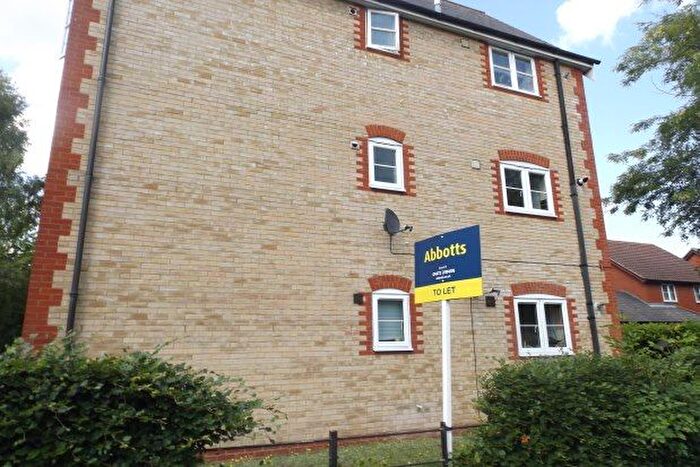 2 Bedroom Flat To Rent In The Chase, Ipswich, IP5