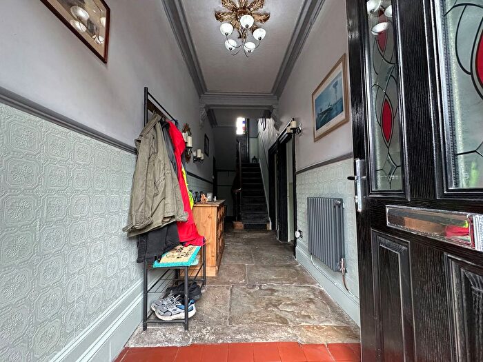 2 Bedroom Terraced House For Sale In Stockport Road, Hyde, SK14