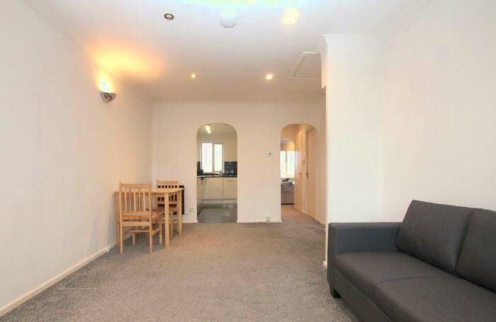1 Bedroom Flat To Rent In Haversham Lodge, Willesden Green, NW2