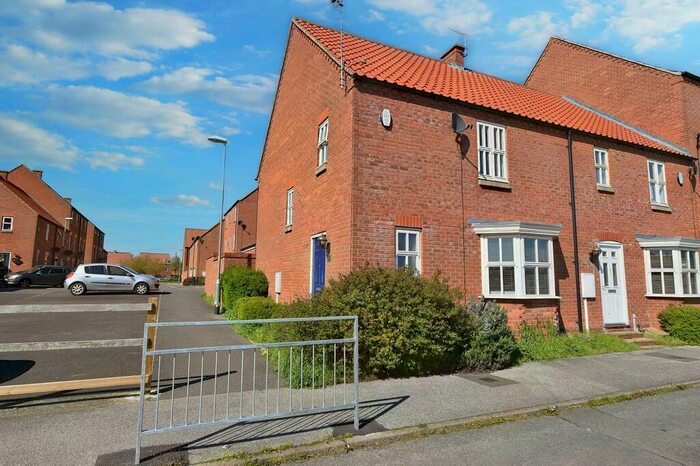 3 Bedroom End Of Terrace House To Rent In Charles Street, Louth, LN11