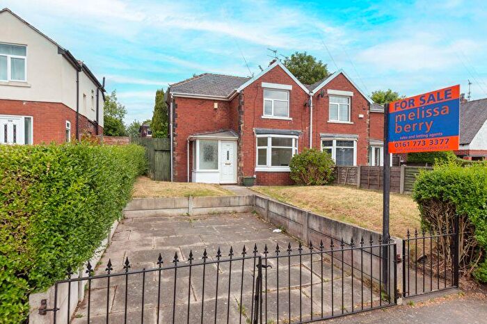 3 Bedroom Semi-Detached House For Sale In Bury Old Road, Prestwich, Manchester, M25