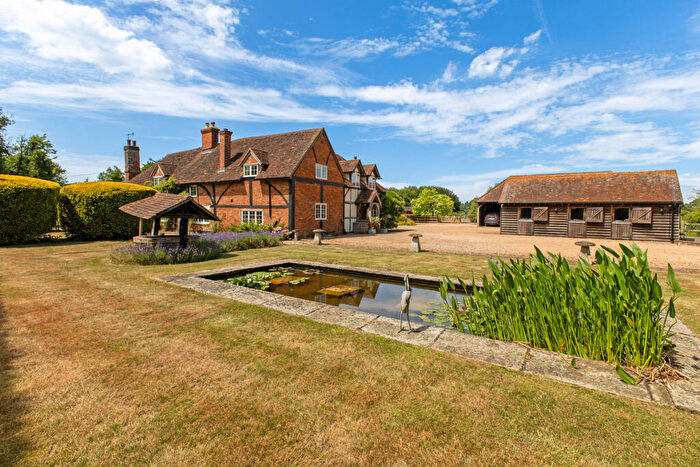 5 Bedroom Detached House For Sale In Broad Street Common, Guildford, Surrey, GU3