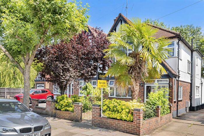 3 Bedroom Semi-Detached House For Sale In Nathans Road, Wembley, HA0