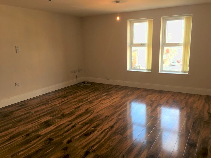 2 Bedroom Flat To Rent In Springfield Road, Blackpool FY1