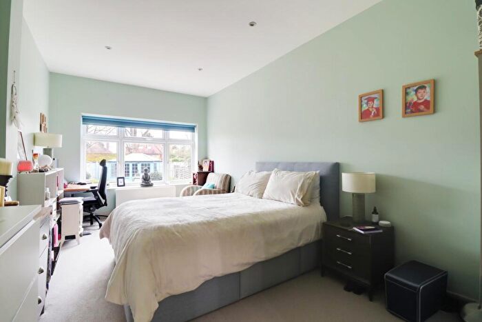 1 Bedroom House Of Multiple Occupation To Rent In A Peaks Hill, Purley, CR8