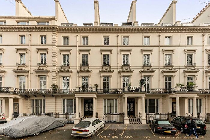 2 Bedroom Flat For Sale In Westbourne Terrace, Hyde Park, W2