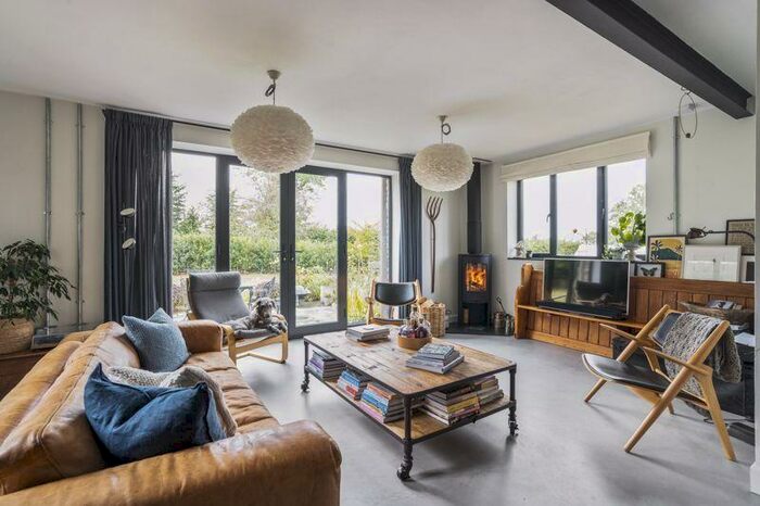 2 Bedroom Detached House For Sale In Burrington, Chew Valley, BS40