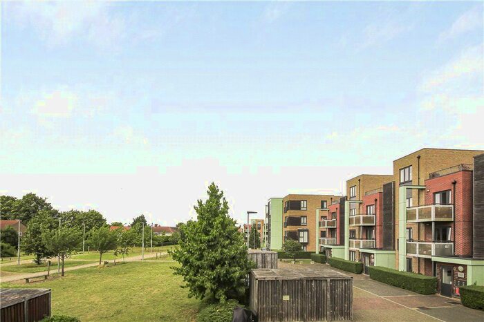 1 Bedroom Flat To Rent In Aventine Avenue, Mitcham, CR4