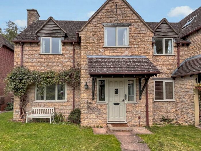 3 Bedroom Semi-Detached House To Rent In Manor Court, Manor Lane, Ettington, CV37