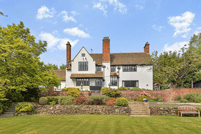 6 Bedroom Detached House For Sale In Woodbourne Road, Harborne, B17