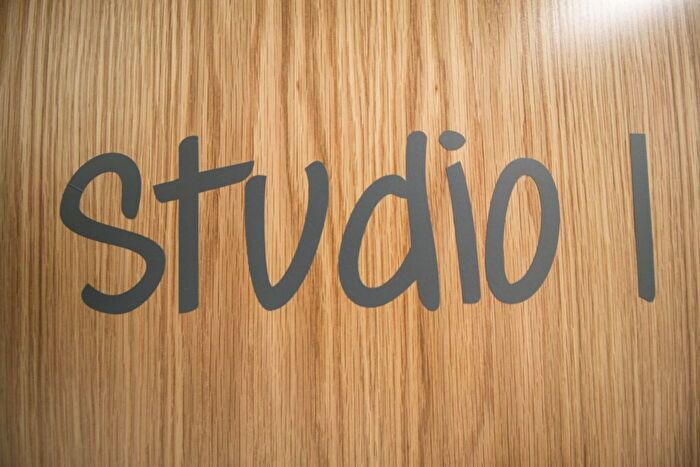 1 Bedroom Terraced House To Rent In The Hundred, Romsey, SO51