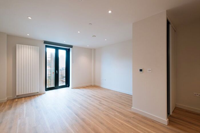 1 Bedroom Flat To Rent In George Street, Croydon, CR0